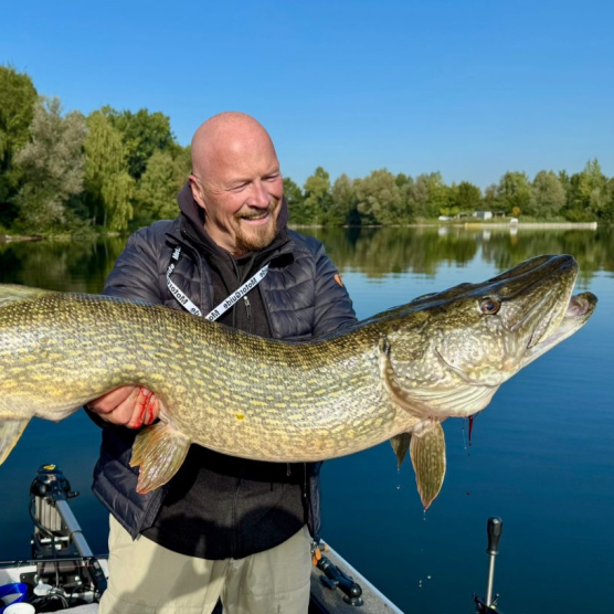 Meinolf Finkenmeier,Hecht 116cm, 13500g,gefangen am Heidesee 28.9.2025,10800 Punkte